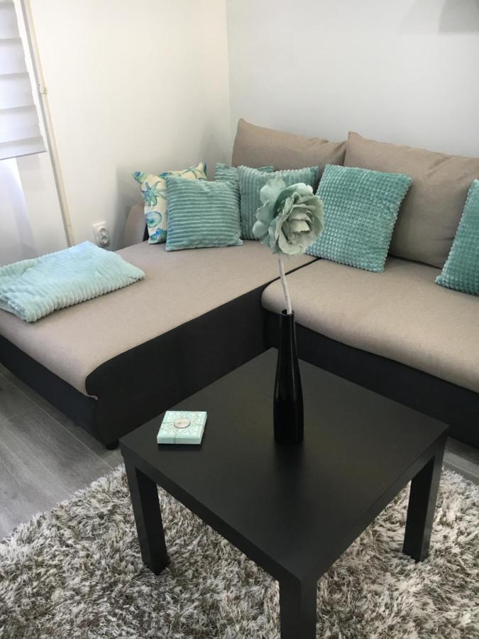 Apartman Mercedes Segedín Exteriér fotografie
