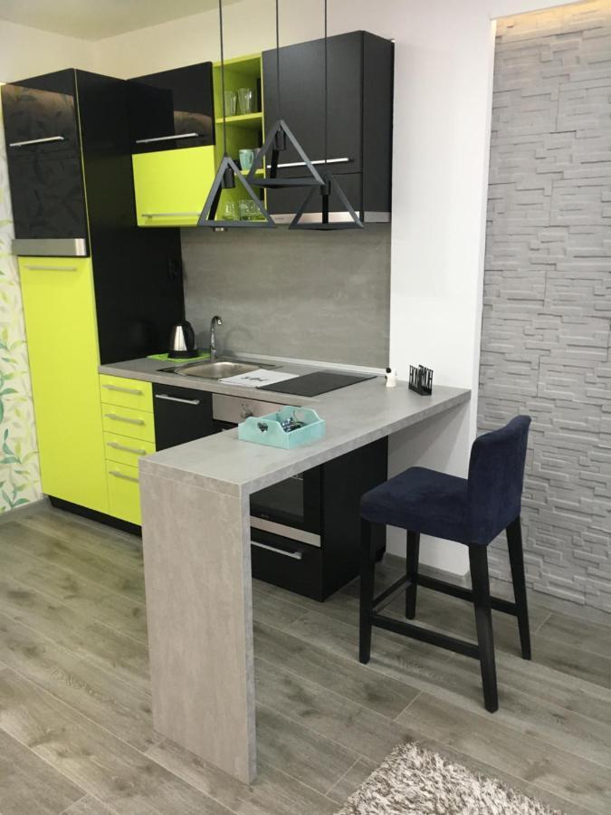 Apartman Mercedes Segedín Exteriér fotografie